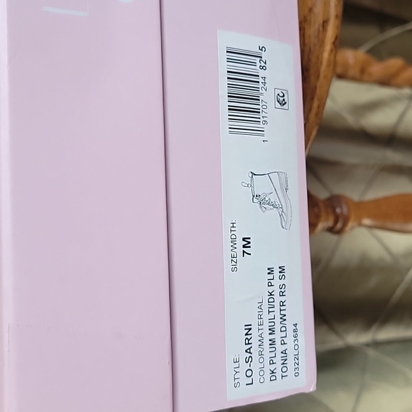 NWT- Louise et Cie ‘Sarni’ Leather Duck Boots - Picture 10 of 10